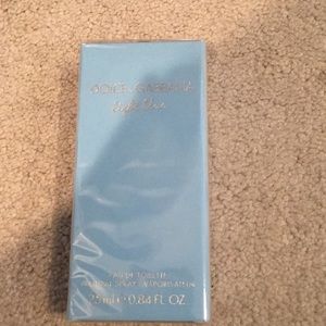 Dolce Gabbana Light Blue Perfume